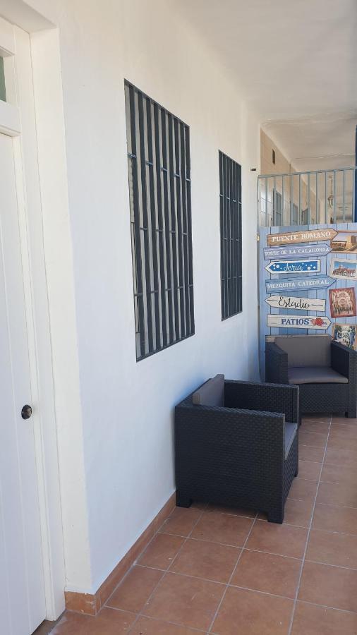 Apartamentos En Cordoba, Puente Romano Y Torre Calahorra Buitenkant foto