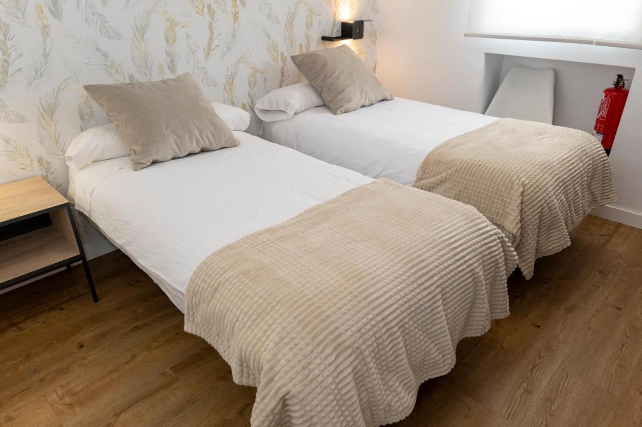 Apartamentos En Cordoba, Puente Romano Y Torre Calahorra Buitenkant foto